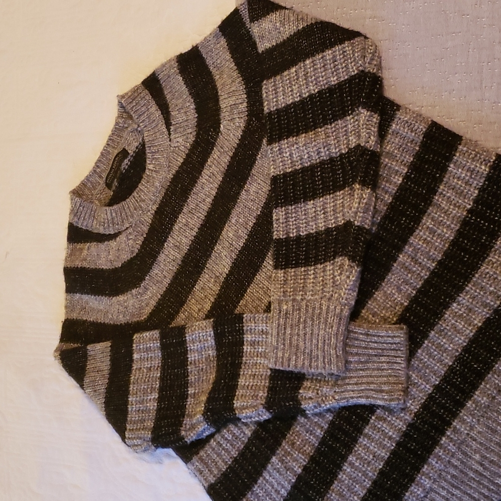 Banana Republic Grey Black Striped Sweater Size XS